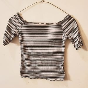 Super cute striped crop